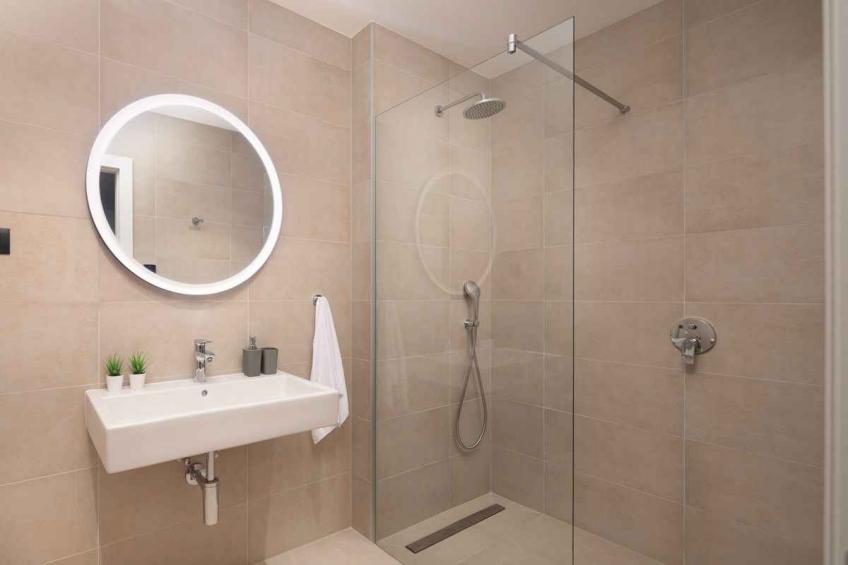Villa mit Swimmingpool, Whirlpool und Sauna - BF-96KHV - foto 52