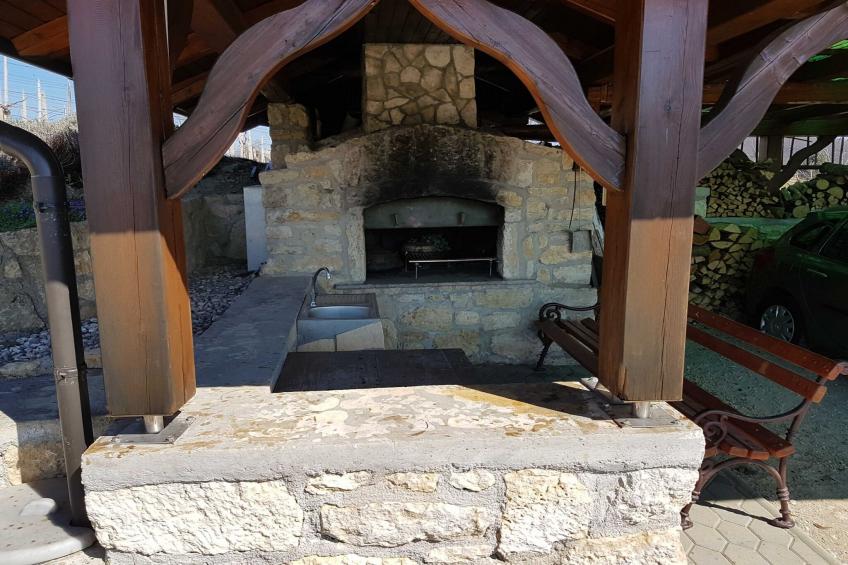 Vivid Hillside Country House with Hot-Tub and Sauna - Two Bedroom Country House - foto 36