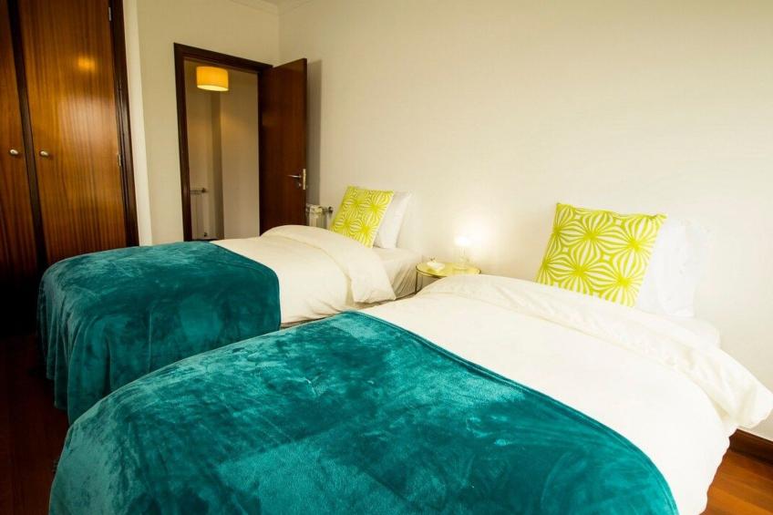 Turmhaus mit freier Garage - foto 6