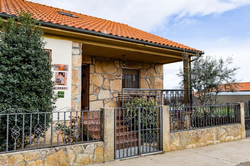Sehr gepflegtes Ferienhaus im typisch spanischen Stil mit Garten, zwei Terrasse - foto 13