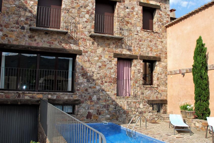 4-Schlafzimmer-Haus mit Schwimmbad