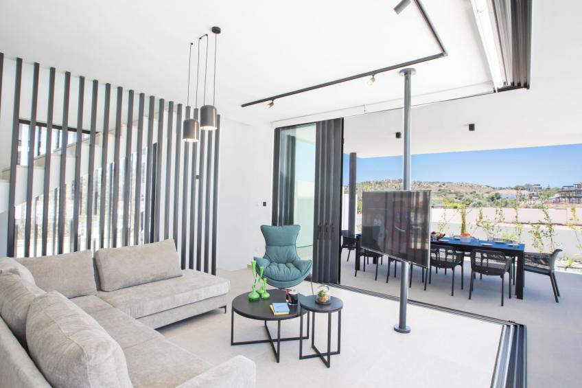 Geräumige Villa mit großem Garten und Pool - foto 22