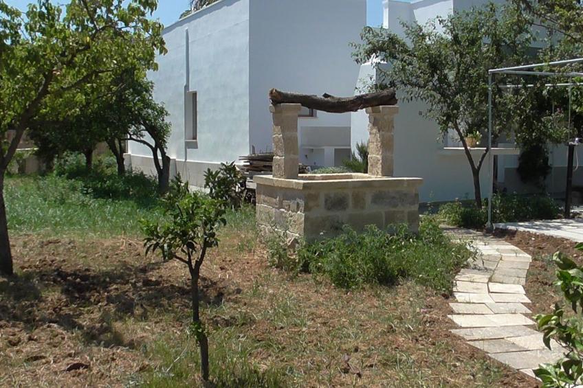 Kleine Villa mit geschlossenem Garten in Parabita - foto 12