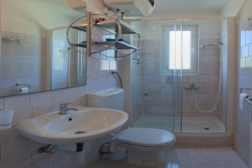 Wonderful Visinisce Apartments with Terrace and Sea Views - Standard Three Bedroom Apartment (Owner 2) - foto 15