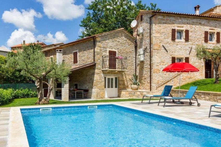 "Villa Zoro" - foto 2