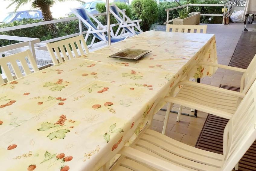 Gemütliche Ferienwohnung in Roseto Degli Abruzzi mit Privatem Garten - foto 5