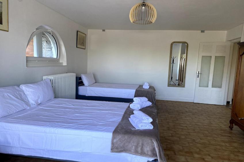 Grande Maison et piscine privée - foto 28