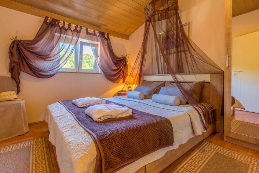 Holiday apartment with an outdoor pool and sea views - BF-V96P - foto 67