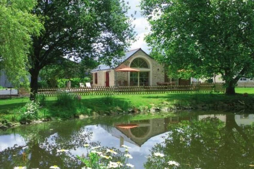 "Au Bas Chalonge Gîte"