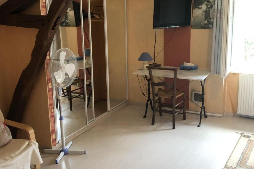 Pierre Ensoleillée, Haus aus dem 19. Jahrhundert im Obergeschoss - foto 13