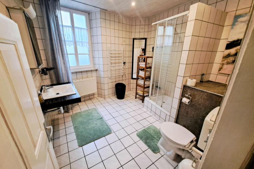 mit Garten und Parkplatz - foto 14