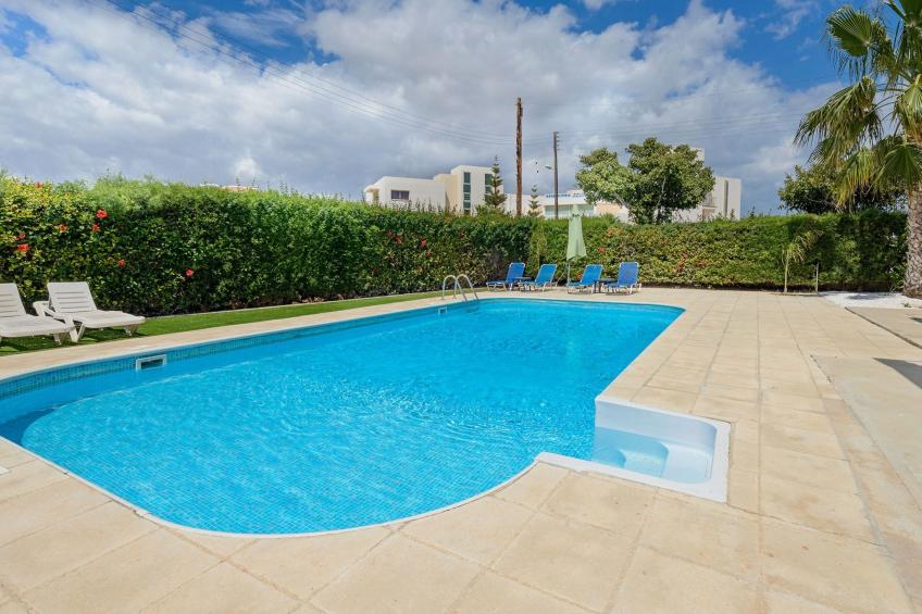 4-Schlafzimmer-Villa mit privatem Pool in Ayia Napa - foto 3