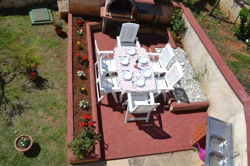 Helle Ferienwohnung in Vinkuran mit Garten, Grill und Terrasse - foto 3