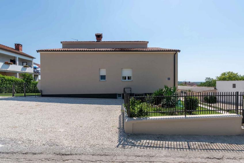 Holiday apartment with community pool - BF-MHFWZ - foto 8