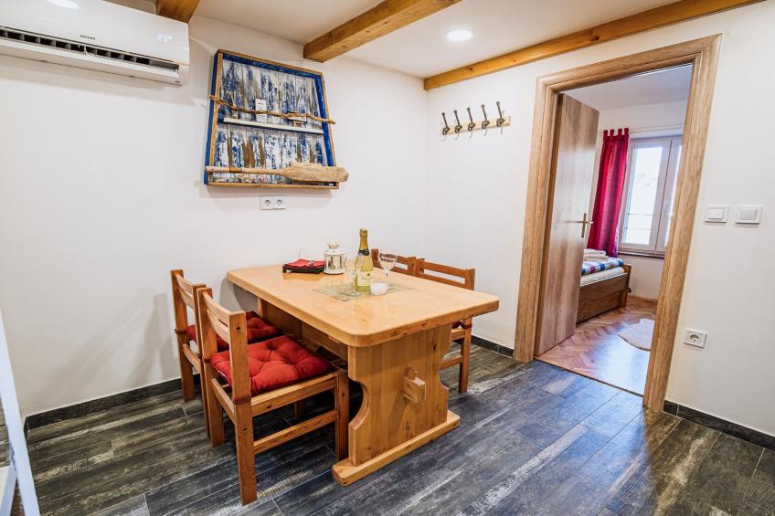 Sleek and Stylish Umag Apartments with Sea View - Comfort Two Bedroom Apartment with Terrace (owner 3) - foto 3