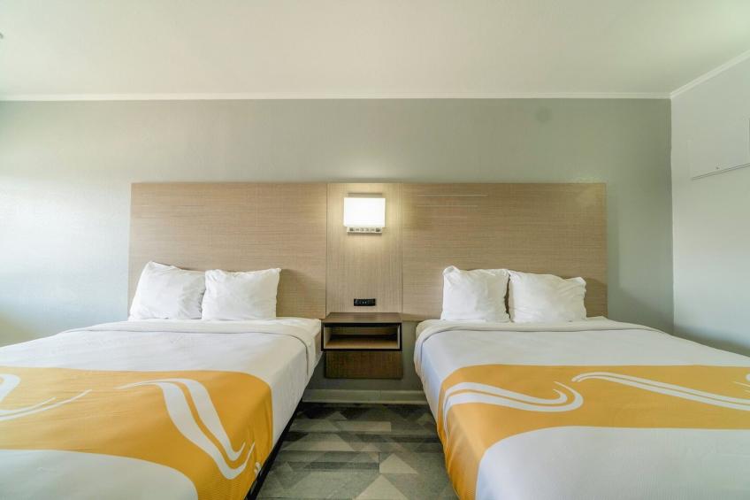 2 Queen Beds Non-Smoking - foto 20