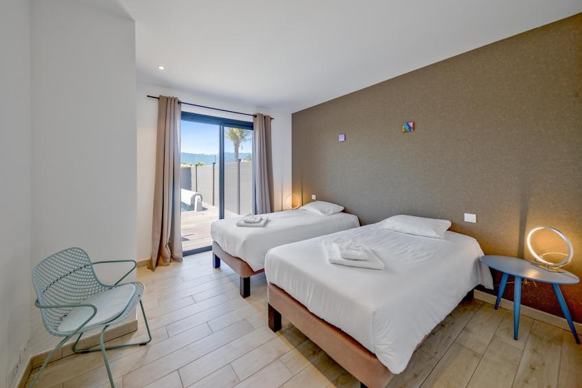 Résidence Premium Pierre & Vacances Vesna Rossa Villa - 6 people - 3 bedrooms - Air conditioned - 7m private pool - Garden - foto 13