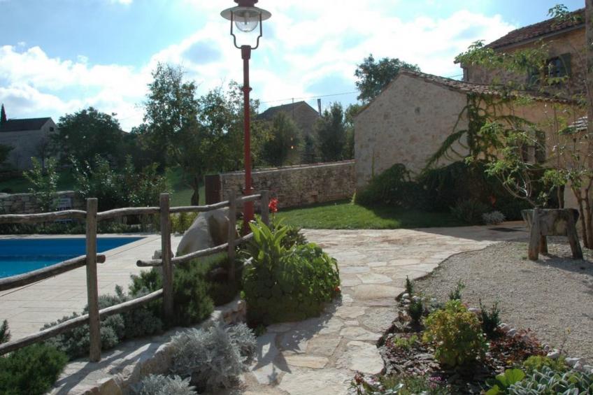 Renovierte Ferienwohnung in Karlovići mit Terrasse, Grill und gemeinsamem Pool - foto 9