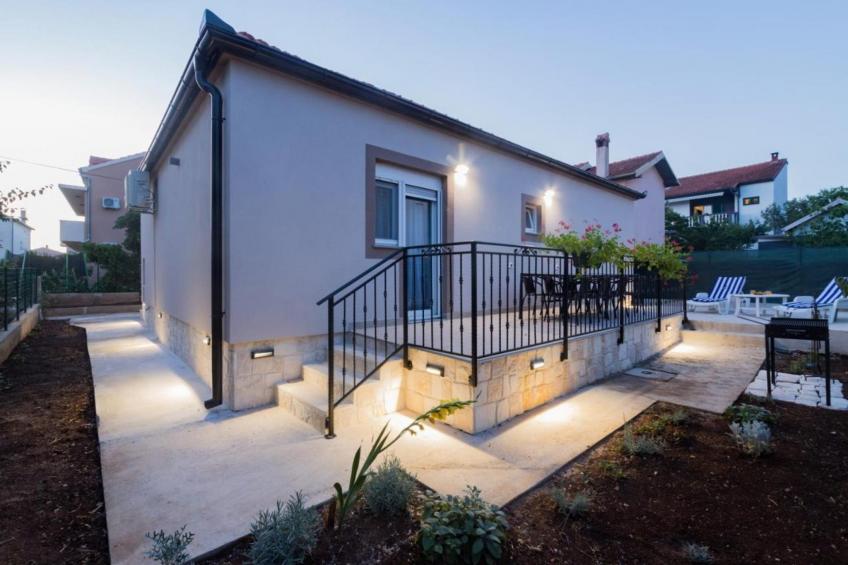 Mihael Holiday House - Three Bedroom Holiday Home with jacuzzi - foto 25