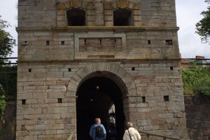 Holzhaus mit Terrasse, direkt an einer Bucht - foto 32