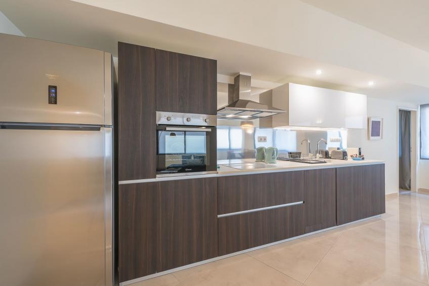 Stilvolle 2 Schlafzimmer, nur wenige Schritte von Fokionos Negri - foto 7