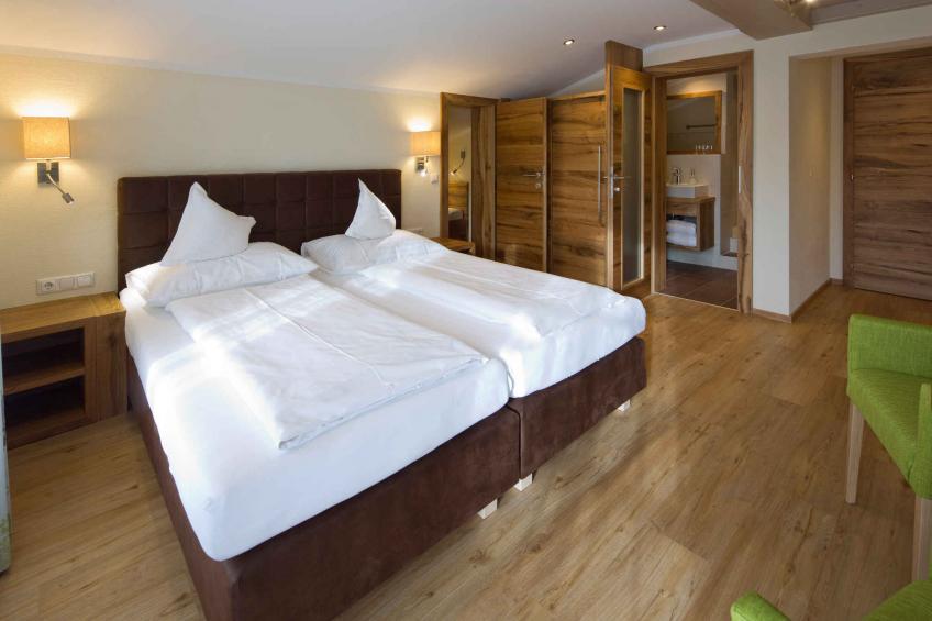 Vakantiewoning met wellnessruimte en buitenzwembad - VW-WT8FJ - foto 13