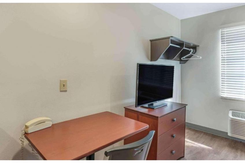 1 Queen Bed | Non-Smoking, Kitchen - foto 27