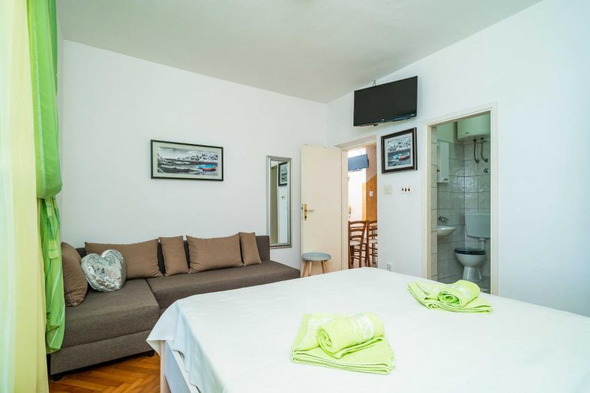 Apartments Nikolina (LU) - Two-Bedroom Apartment with Terrace - foto 5