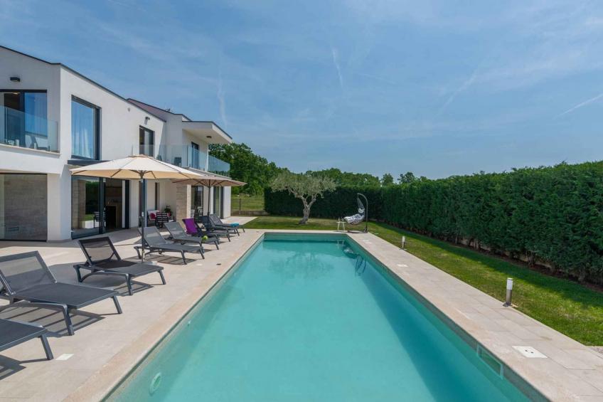 Villa met airco en zwembad - BF-YGVKN - foto 12