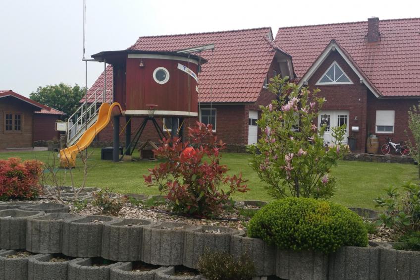 Nette Wohnung in Wirdum mit Kleiner Terrasse