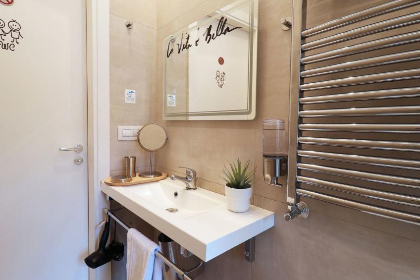 Familienwohnung mit Privatparkplatz - foto 40