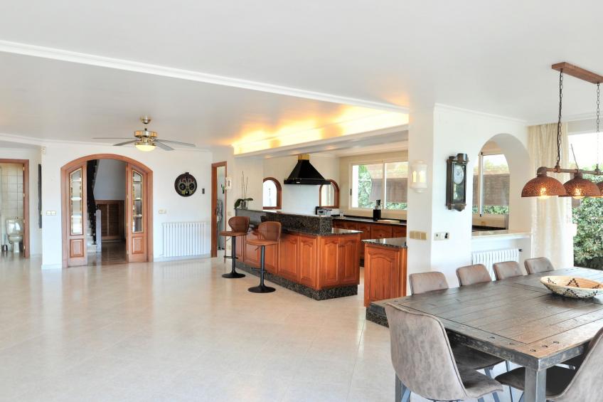 CA NA MALEN Hermosa casa para familias con gran piscina, jardín. - WiFi Gratis - foto 7