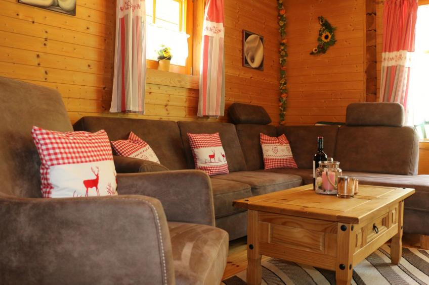 Wunderschönes Blockhaus mit Terrasse