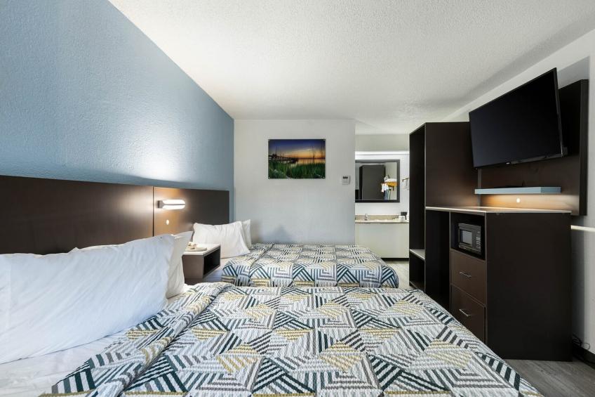 2 Full Beds  Non-Smoking Kitchen - foto 8