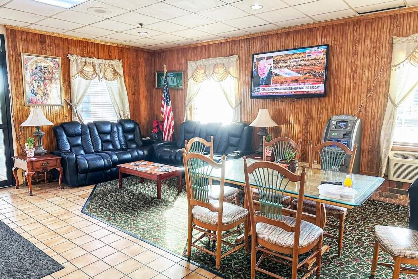King Bed Non-Smoking - foto 13