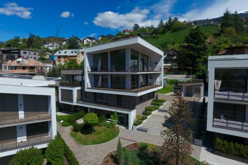 Apartment mit Balkon