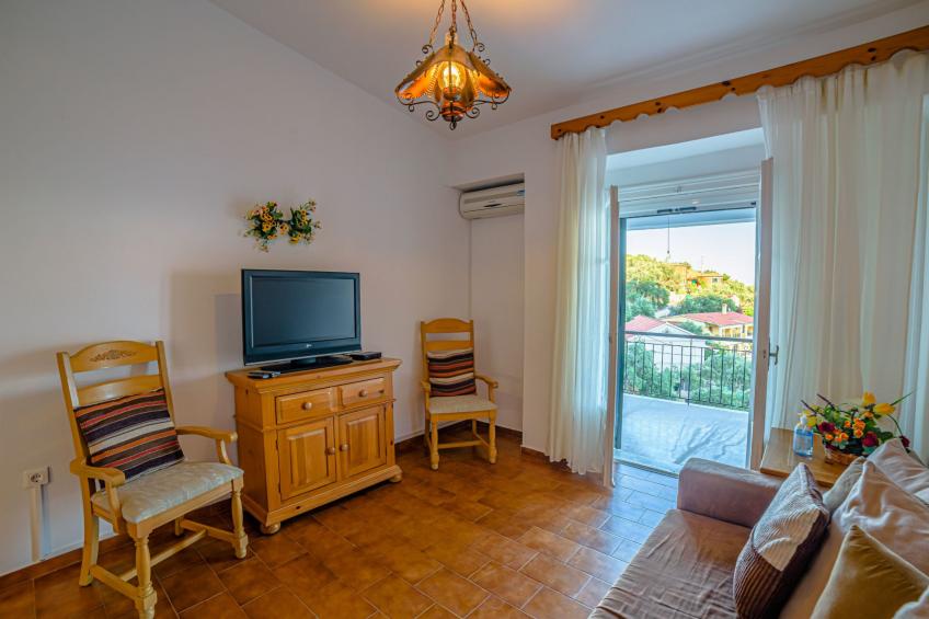 "Zeus" mit Infinity Pool - foto 34