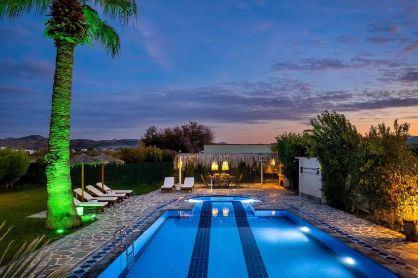 Villa "Villa Palmeras" mit eigenem Garten und Grill - foto 3