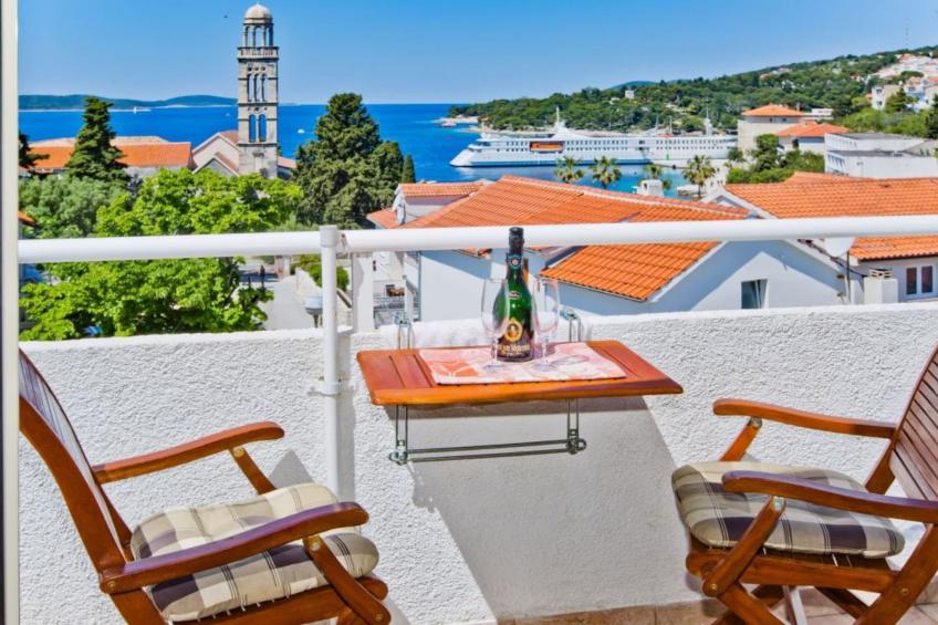 Charming and Sunny Hvar Apartments - One Bedroom Apartment with Balcony (owner 6) - foto 19