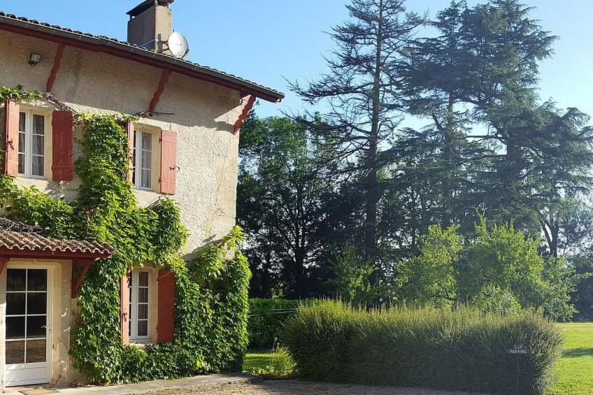 Der Pavillon - im Park des Schlosses Lescaut