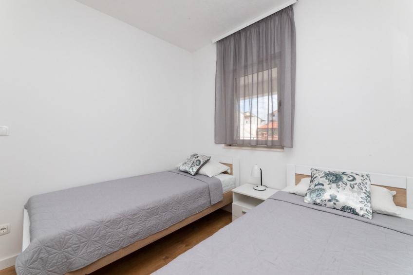 Villa Supetar Garden - Two Bedroom Apartment with Terrace - foto 10