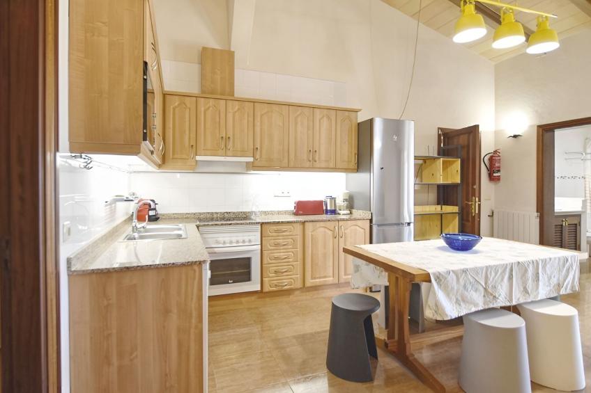 Finca mit großem eingezäunten Pool und Klimaanlage. - foto 31