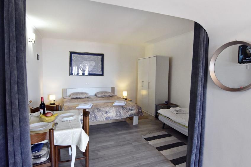 in Bašanija mit Schöner Terrasse - foto 9