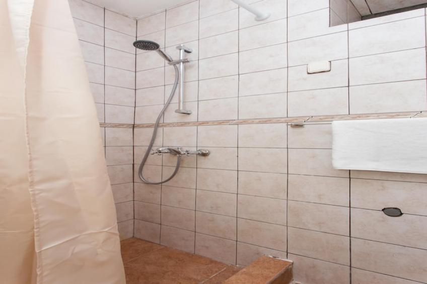 Apartment Hladilo Nostalgia - Comfort Two-Bedroom Apartment with Terrace and Partial Sea View - foto 12