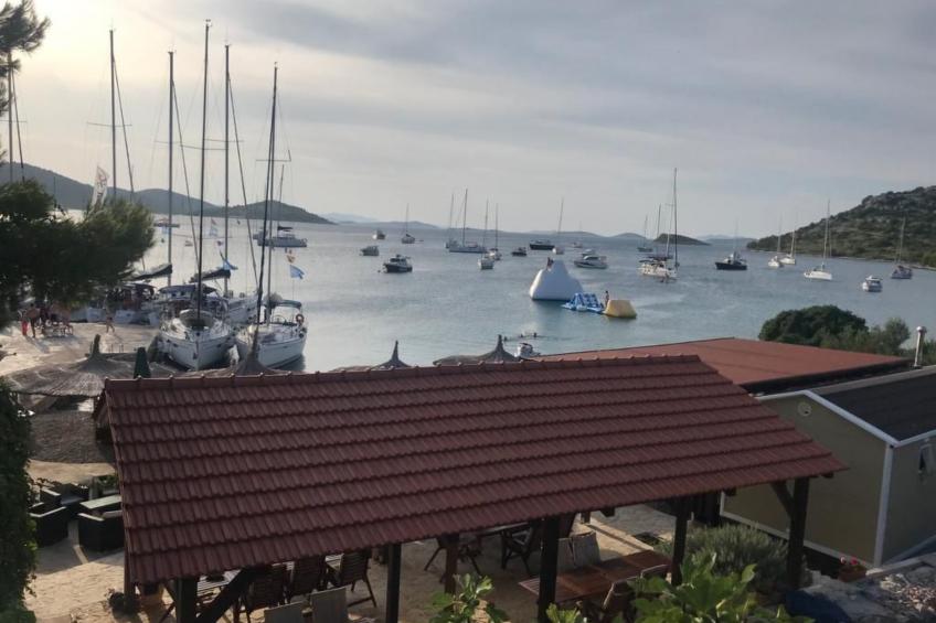 Strandhaus Hela - Ferienanlage Bain, Žut - Kornati - foto 20