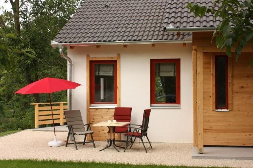 Haus mit großem Garten, Terrasse und Balkon - foto 14