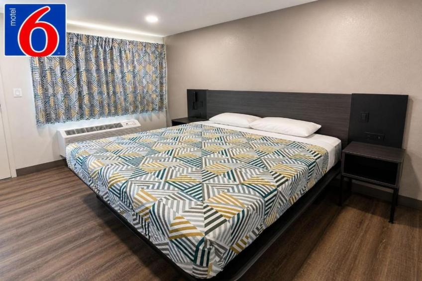 1 Queen Bed  Non-Smoking - foto 4