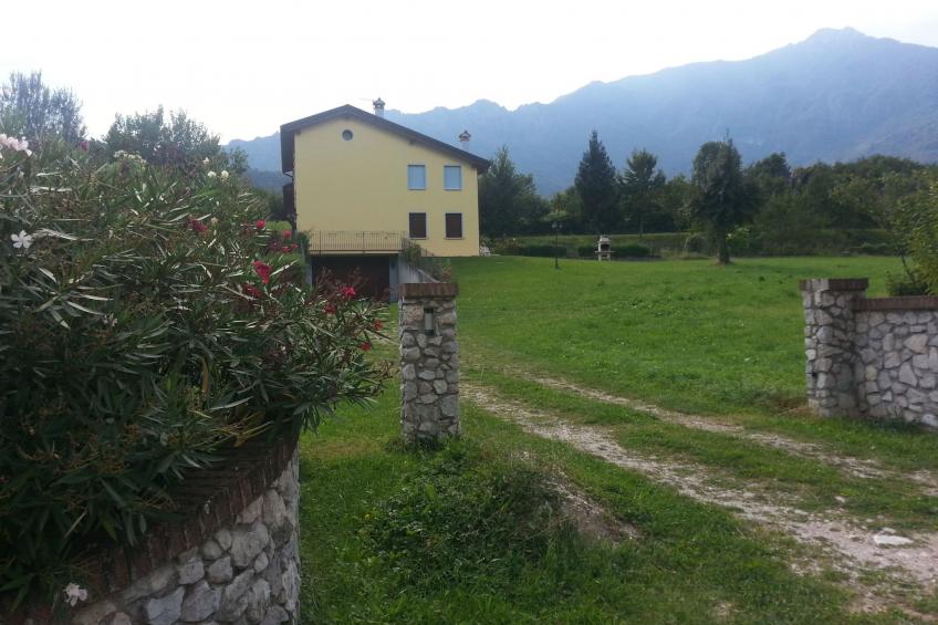 Gemütliche Ferienwohnung in Seghe mit Grill und Garten