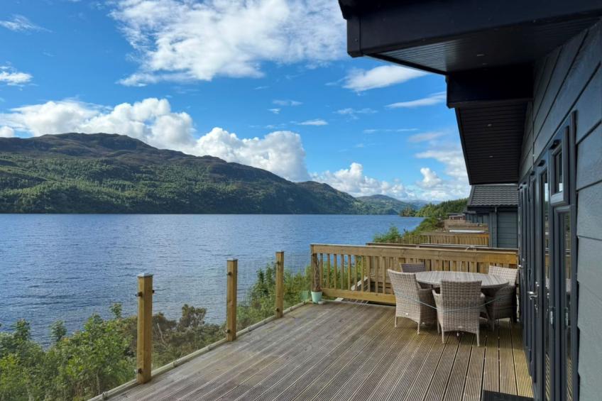 Loch Ness Hamptons Lodge