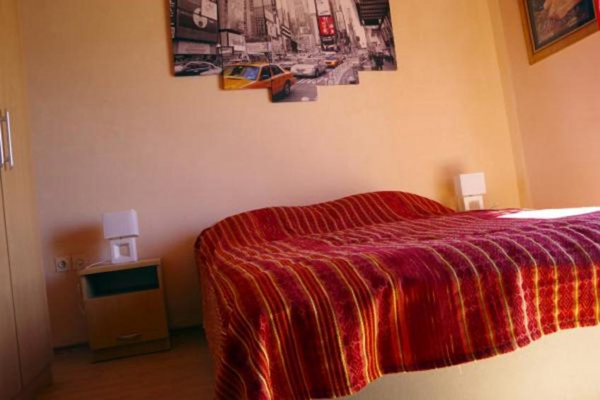 Serene Barbat Escape with Just Minutes from the Beach - One Bedroom Apartment with Balcony 2 - foto 4